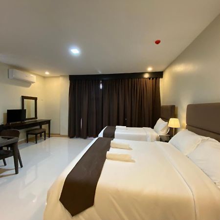 Eight Breeze Hotel Baclayon Exterior photo