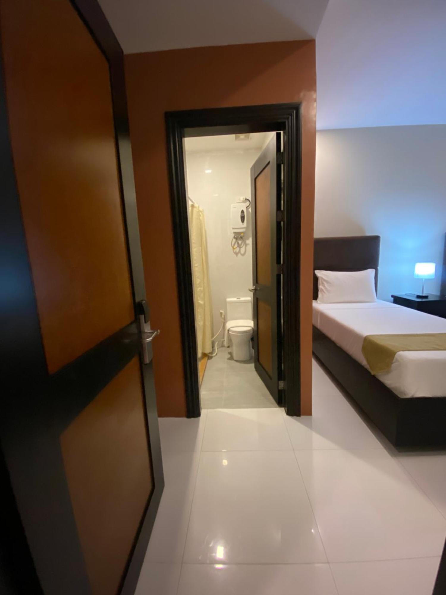 Eight Breeze Hotel Baclayon Exterior photo